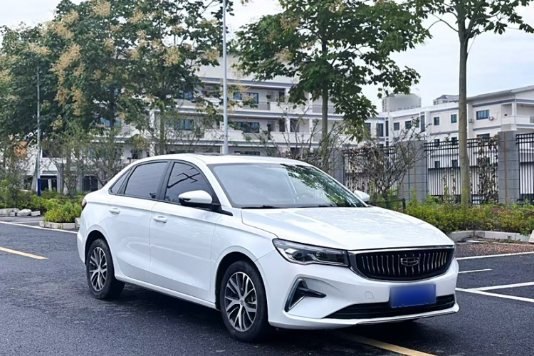 吉利汽车 帝豪 2022款 第4代 1.5L CVT精英型车身外观6002