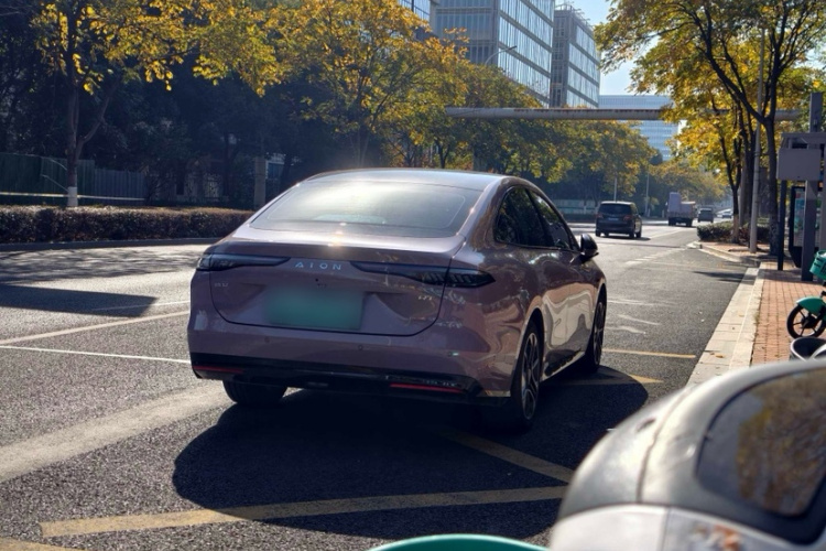 埃安 AION RT 2025款 650激光雷达版车身外观6003