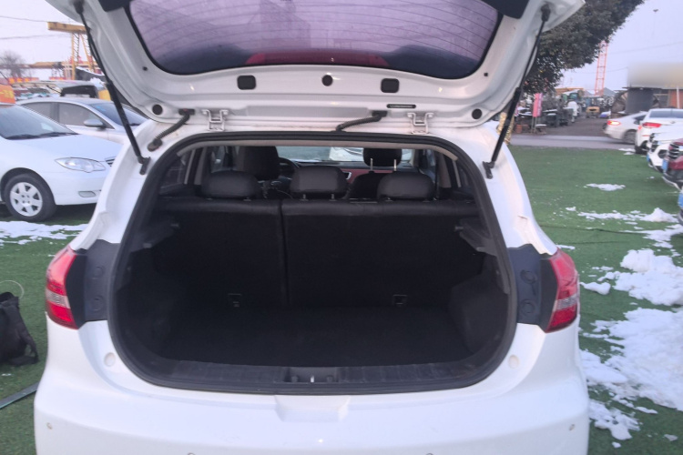 江汽集团 瑞风S2 2018款 智驱版 1.5L 手动豪华智能型机舱底盘23