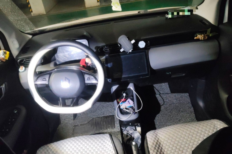 零跑汽车 零跑T03 2021款 400微糖版中控内饰7002