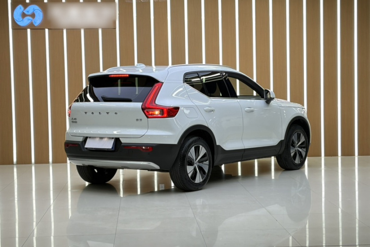 沃尔沃XC40 2024款 B3 智远豪华版车身外观6004