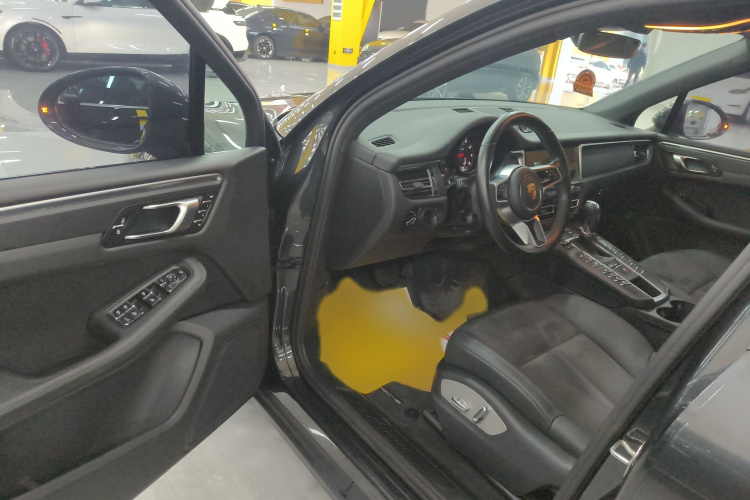 保时捷 2018款 Macan 2.0T中控内饰7003