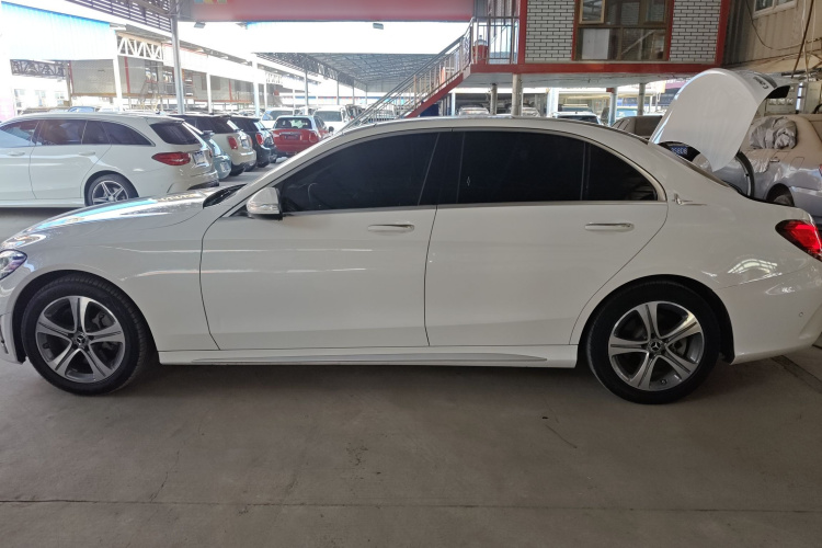 奔驰C级 2020款 改款 C 260 L 运动版车身外观6003