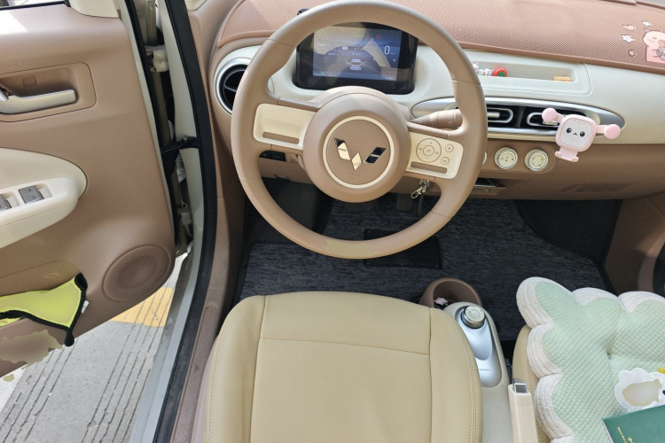 五菱汽车 宏光MINIEV 2025款 四门版 进阶款中控内饰13