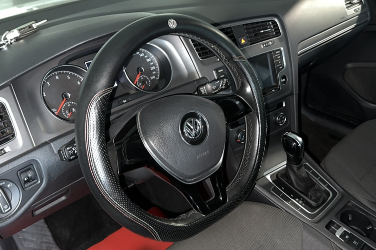 大众 高尔夫 2016款 230TSI 自动舒适型局部细节13