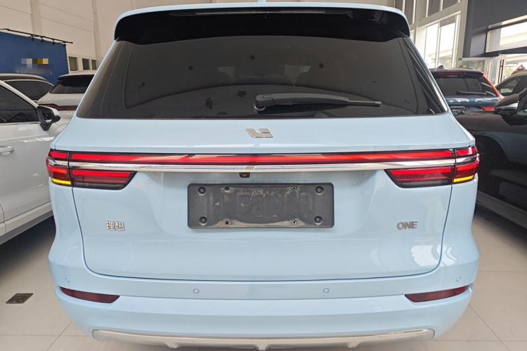 理想汽车 理想ONE 2021款 增程6座版车身外观6004