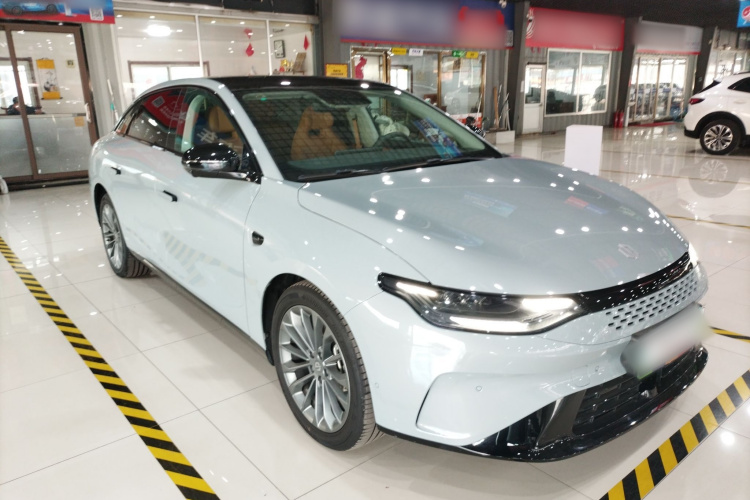 零跑汽车 零跑C01 2024款 增程 316尊享版车身外观3