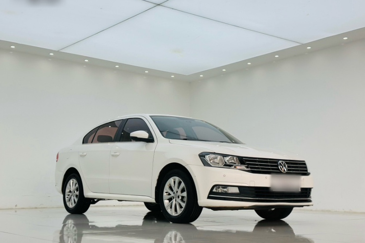 大众 朗逸 2017款 1.6L 自动舒适版车身外观6001