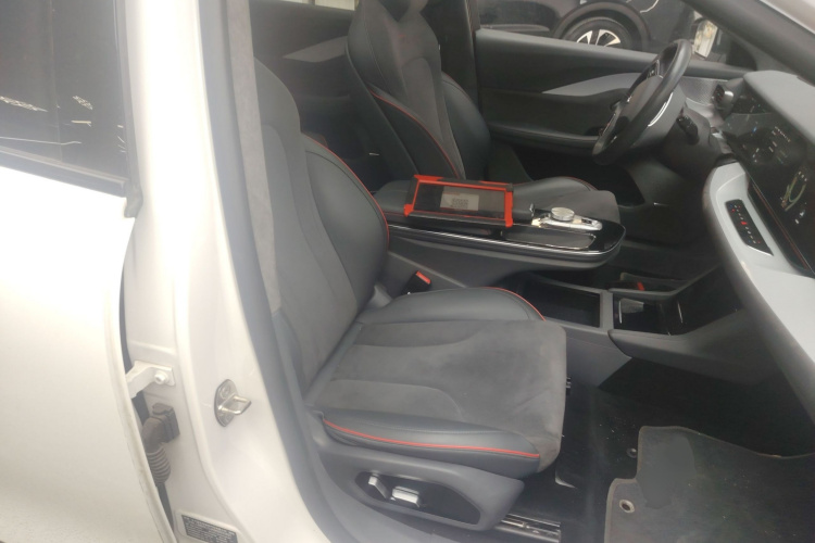 ARCFOX极狐 极狐 阿尔法S(ARCFOX αS) 2022款 HI版 高阶版局部细节41