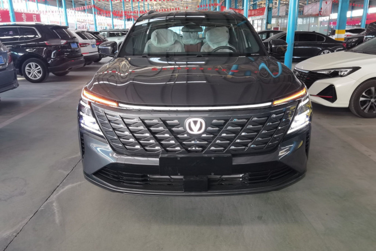 长安CS75 PLUS 2025款 第四代 UItra 2.0T 新蓝鲸 智慧劲擎型车身外观6001