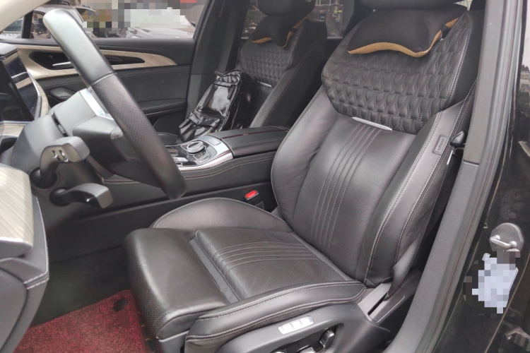 红旗H9 2020款 2.0T 智联旗畅版中控内饰19