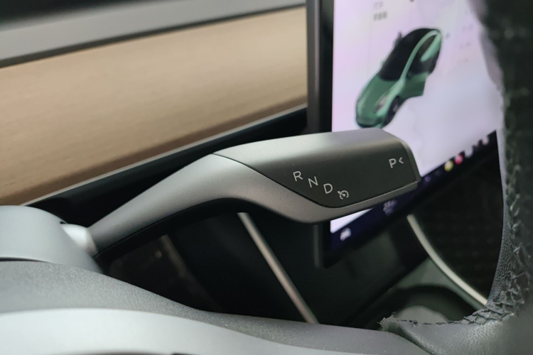 特斯拉 Model 3 2019款 标准续航后驱升级版局部细节18