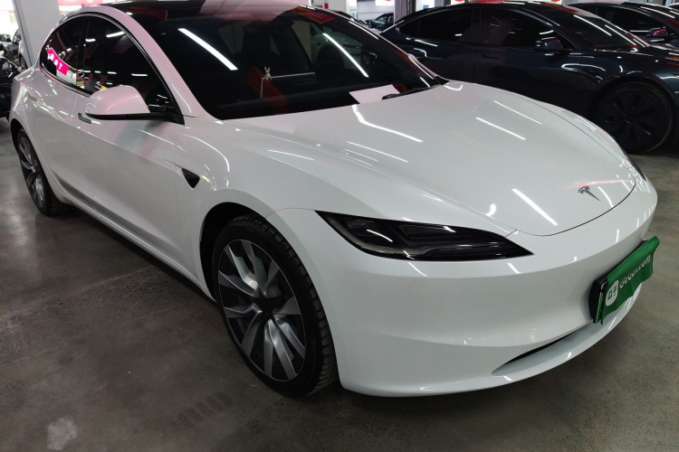 特斯拉 Model 3 2025款 后轮驱动版车身外观6002