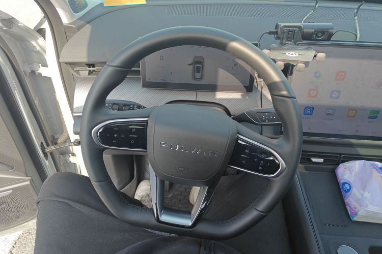 奇瑞 风云T9 2025款 120 长续航版尊荣型 7座 磷酸铁锂中控内饰13