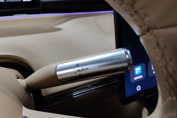 鸿蒙智行 智界R7 2024款 纯电 802km Max局部细节18