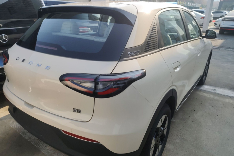 吉利银河 星愿 2025款 UP 410km 探索版车身外观7