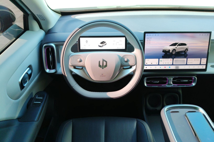 零跑汽车 零跑B10 2025款 510激光雷达版中控内饰13