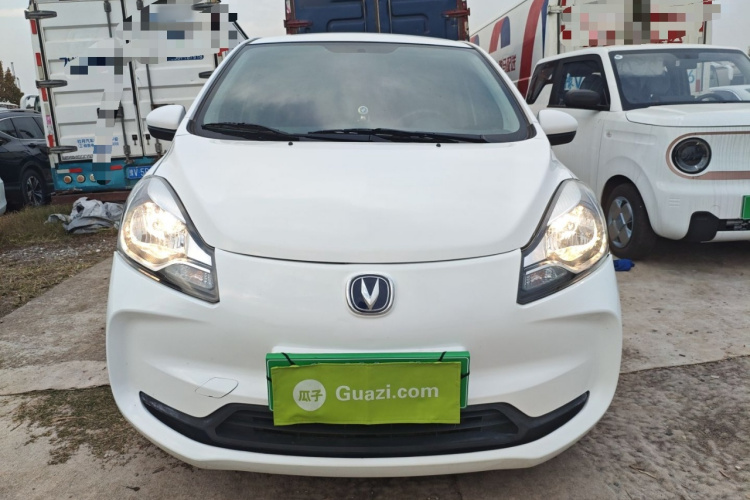 长安欧尚 奔奔E-Star 2021款 国民版 心悦版（快充版）磷酸铁锂（31.18kWh）车身外观6001