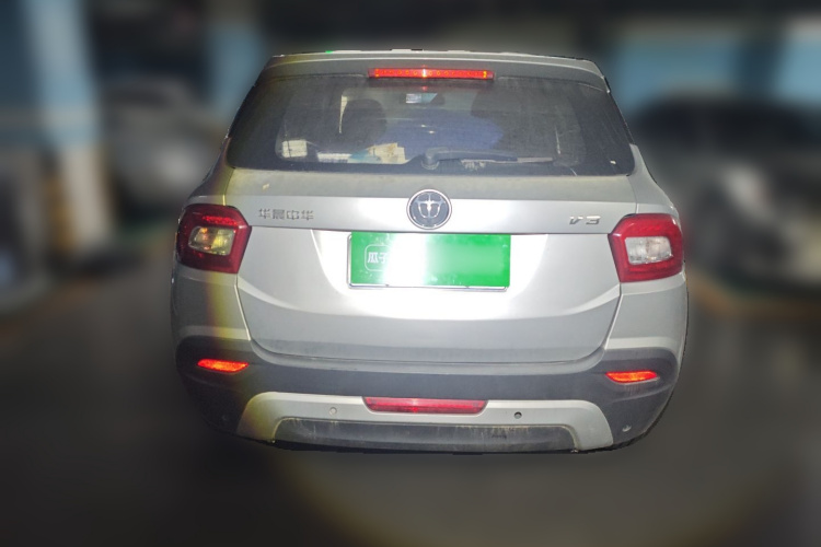 中华V3 2015款 1.5L 手动舒适型车身外观6