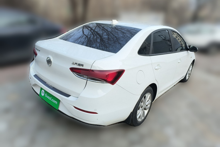 别克 英朗 2021款 改款 典范 1.5L 自动精英型车身外观7