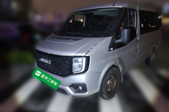 江铃福顺 2022款 2.0T 手动多功能乘用车短轴低顶6座