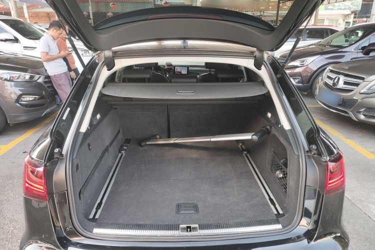 奥迪A6(进口) 2017款 Avant 40 TFSI 运动型机舱底盘23