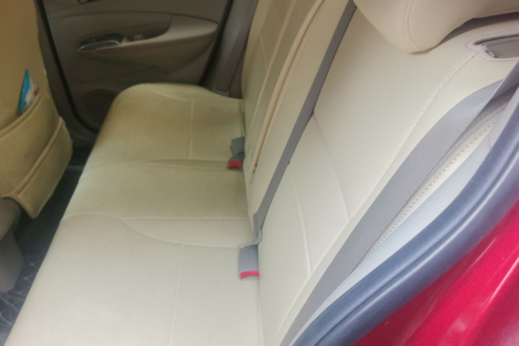 本田 锋范经典 2014款 风尚 1.5L 自动精英版中控内饰21