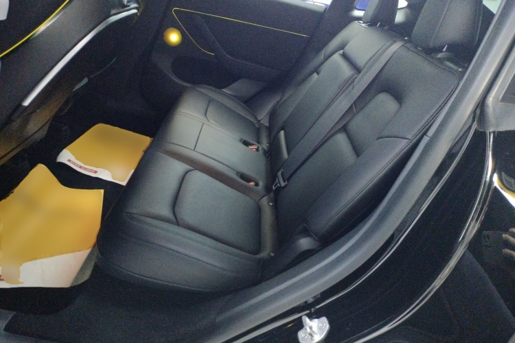 特斯拉 Model Y 2021款 Performance高性能全轮驱动版中控内饰21
