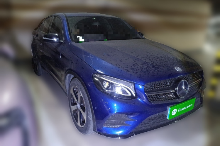 奔驰GLC轿跑 2017款 GLC 200 4MATIC 轿跑SUV车身外观3