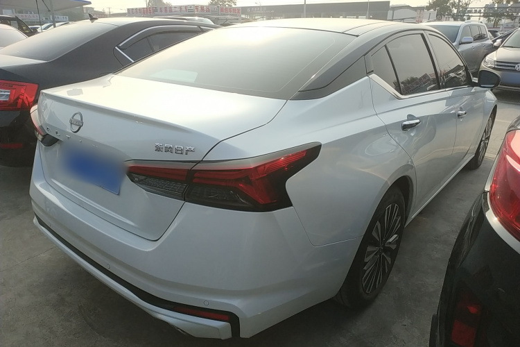 日产 天籁 2022款 2.0L XL-TLS 悦享版车身外观6005