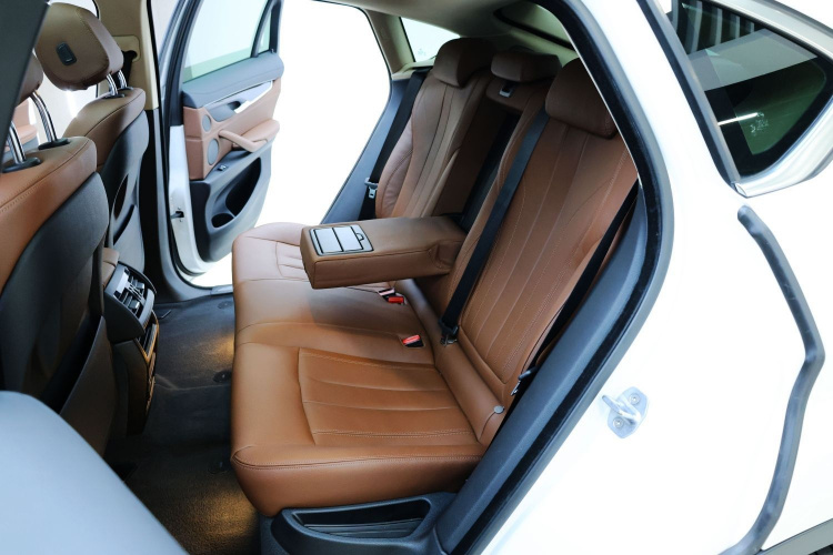 宝马X6 2017款 xDrive35i 豪华型中控内饰7009