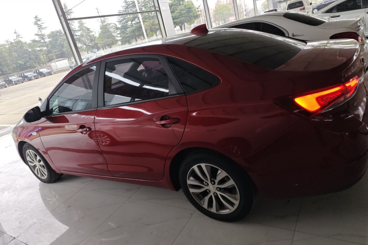 别克 英朗 2019款 18T 自动互联精英型 国VI车身外观6003