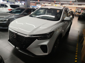 荣威RX5 2023款 PLUS 330TGI 自动领潮智惠版