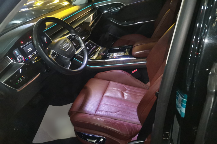 奥迪A8 2019款 A8L 55 TFSI quattro 尊贵型局部细节19