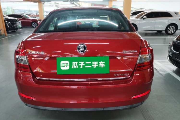 斯柯达 明锐 2015款 1.6L 自动逸俊版车身外观6