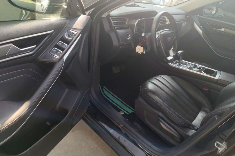 福特 2020款 领界S EcoBoost 145 CVT铂领型中控内饰20