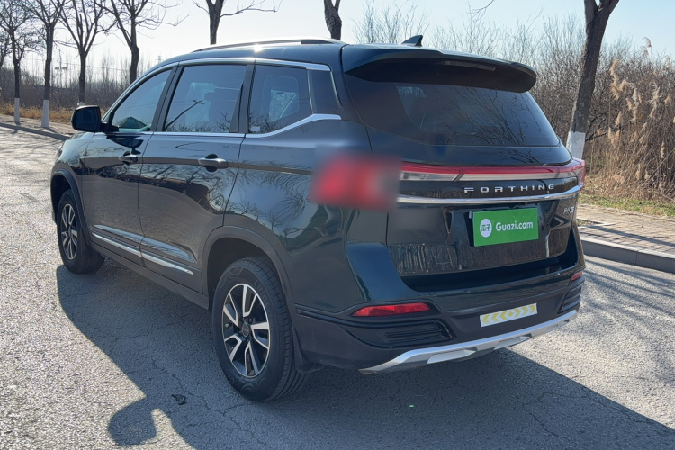 东风风行 风行T5 2023款 盛世款 1.6L 手动筑梦版 五座车身外观6005