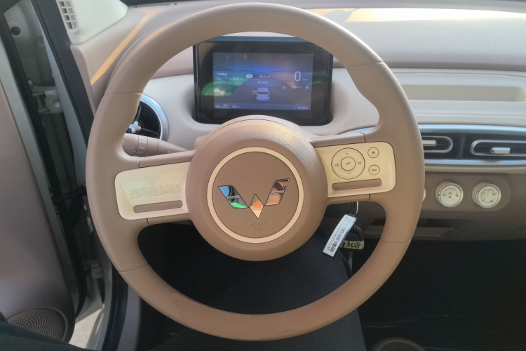 五菱汽车 宏光MINIEV 2025款 四门版 进阶款中控内饰13