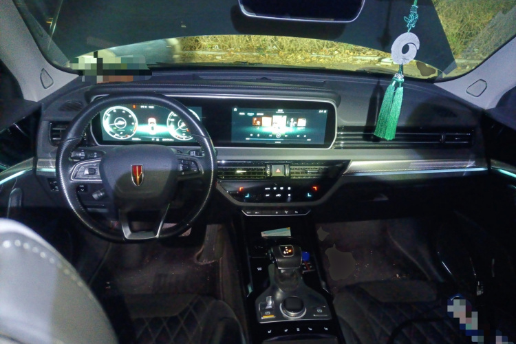 红旗HS5 2019款 2.0T 智联旗享版中控内饰12