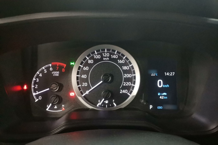 丰田 雷凌 2021款 185T CVT豪华版局部细节14