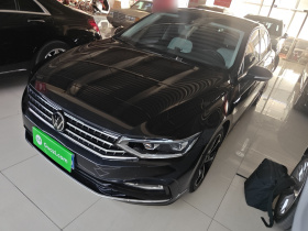 大众 迈腾 2023款 200万辆纪念版 330TSI DSG豪华型