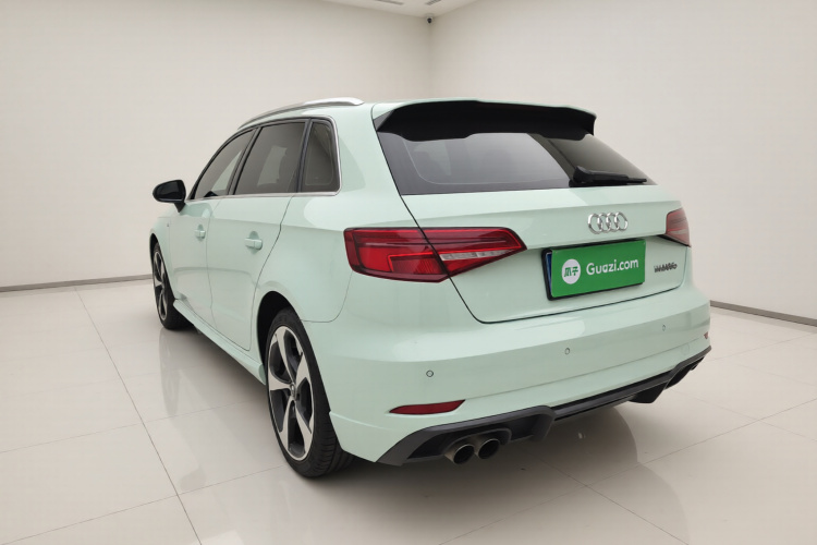 奥迪A3 2017款 Sportback 35 TFSI 运动型车身外观5