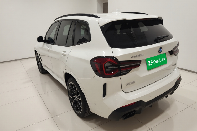 宝马X3 2023款 xDrive30i 领先型 M曜夜套装车身外观5
