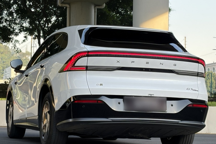 小鹏G7 2025款 702 超长续航 Ultra车身外观6006