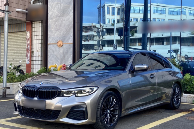 宝马3系 2021款 改款 325Li M运动曜夜套装车身外观1