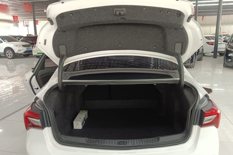 别克 威朗 2020款 20T CVT领先型局部细节23