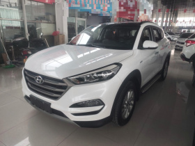 现代 途胜 2018款 1.6T 双离合两驱15周年特别版