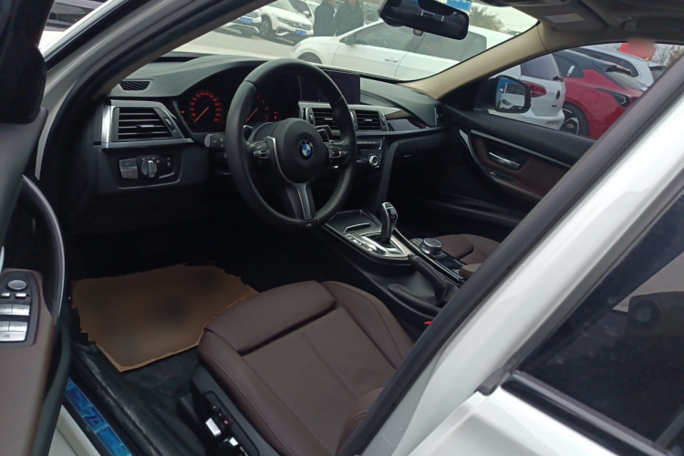 宝马3系 2018款 320Li 领先型M运动套装局部细节19