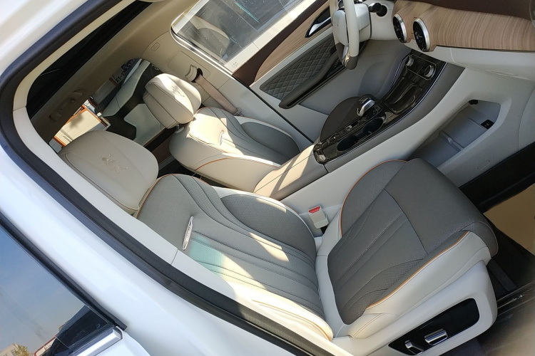 东风风行 风行游艇 2024款 1.5T DCT 观海版局部细节41