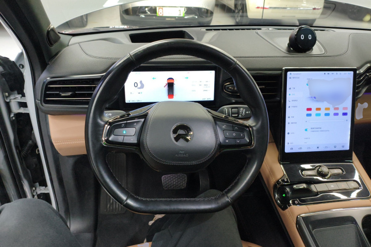 蔚来ES8 2020款 450KM 七座版中控内饰13